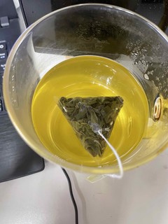 像我这样的精致boy都喝茶包，比茶叶好喝