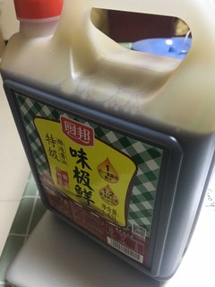 厨邦酱油美味鲜，晒