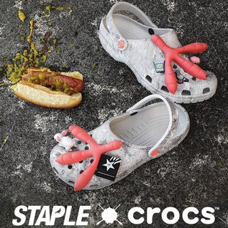 百爪挠心！Crocs x Staple洞洞鞋新款，鸽子、蟑螂、老鼠全来了！