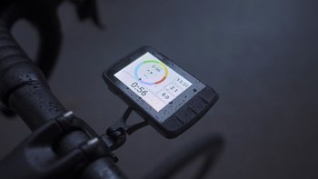 世界上数据最丰富的GPS码表——Dash 200