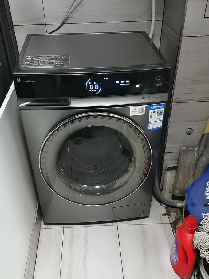 小天鹅滚筒洗衣机