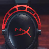 为了玩老头环，我买了个耳机：HyperX 阿尔法无线版