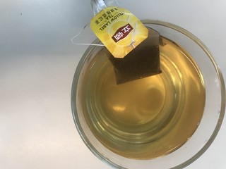 立顿黄牌精选红茶，办公室口粮茶首选！