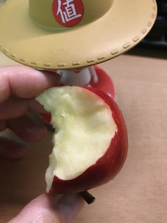 小小苹果十多元一个，除了贵也没啥毛病