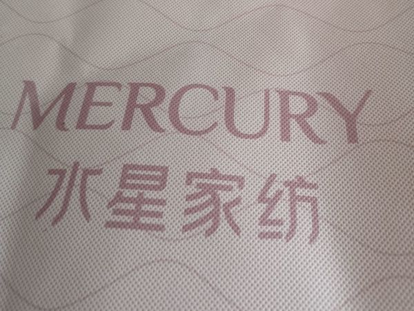 温暖的被窝是美好生活的标配。