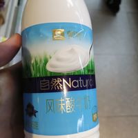 蒙牛自然风味酸牛奶