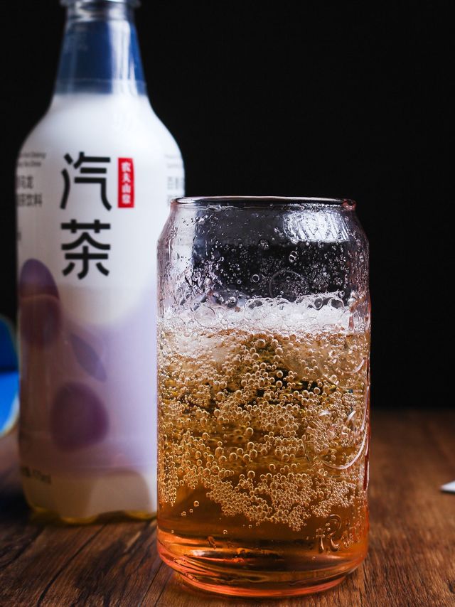 ​谁说茶与碳酸水火不容，碰撞可以产生美味