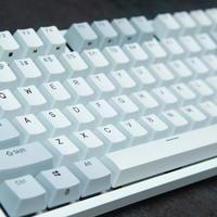 可盐可甜 杜伽K320樱桃红轴有线机械键盘 浅雾蓝