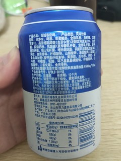 带点啤酒味的牛奶饮料