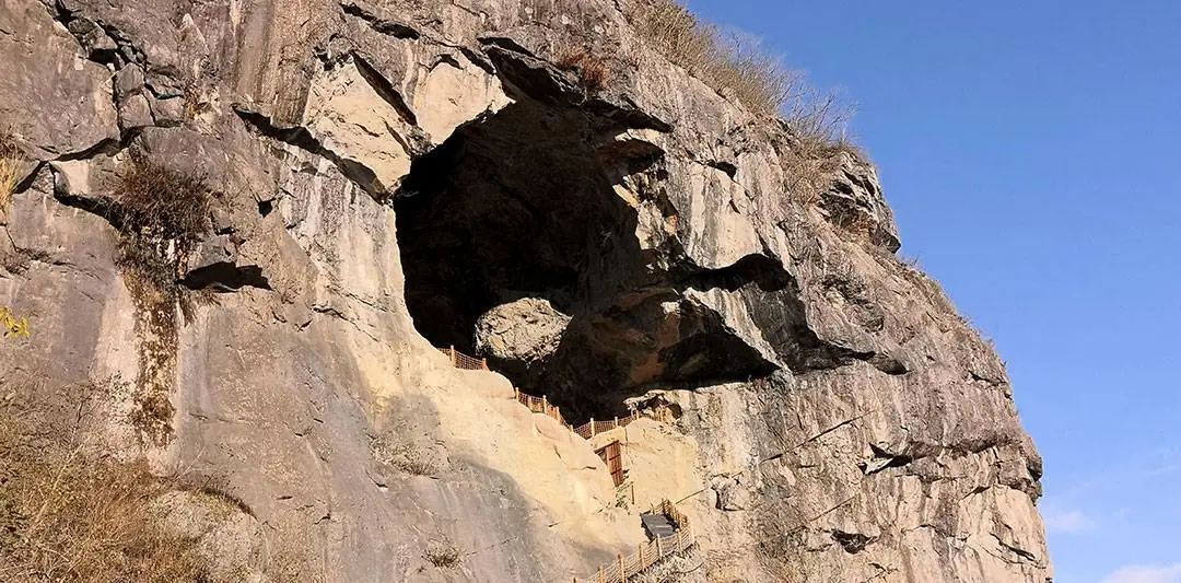 位于矿山地区的万寿岩遗址，由于过度开采活动，一度面目全非 ©图源网络