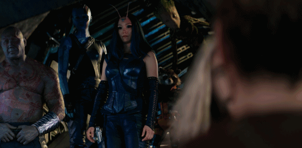 《雷神4》发布首支全球预告，看油腻大叔到华丽蜕变肌肉眼镜帅哥，快来get同款眼镜穿搭