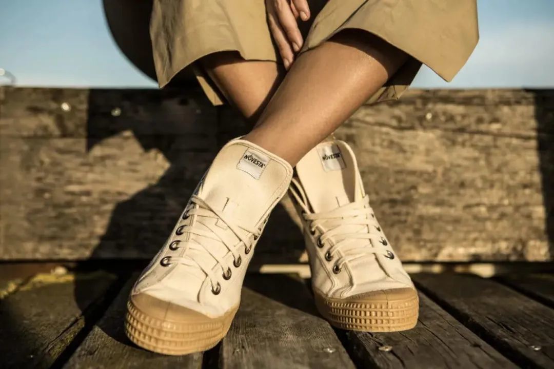 便宜真有好货！这几个品牌的帆布鞋性价比贼高（不脱胶、不臭脚）