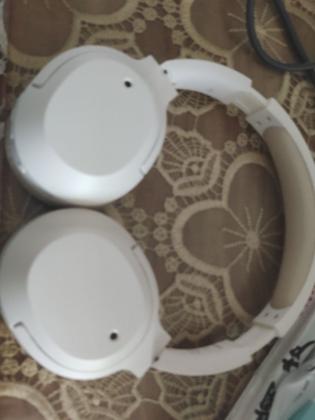 跟风买的耳机，价格亲民