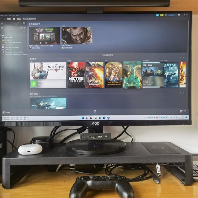 免费刷来的腾讯云游戏手柄畅玩电脑上的steam游戏