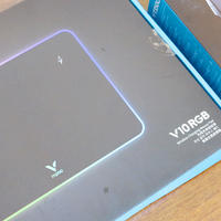 雷柏V10RGB幻彩无线鼠标垫、VT350Q鼠标组合让你展现个性激情畅玩