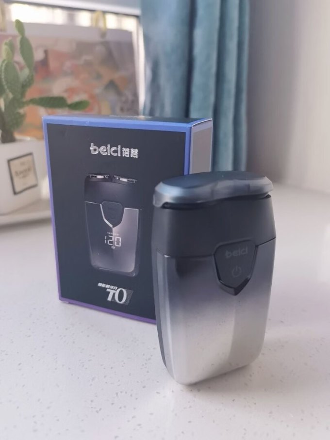 蓓慈电动剃须刀怎么样 包装完好,快递很及时,最主要的._什么值得买