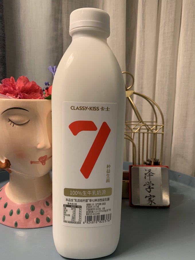 卡士低温酸奶怎么样 喝着007,想起高中暗恋时甜奶盖的侧颜_什么值得买