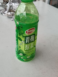 青梅绿茶好喝饮料