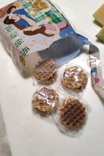 营养美味的蛋黄煎饼，孩子爱吃的零食