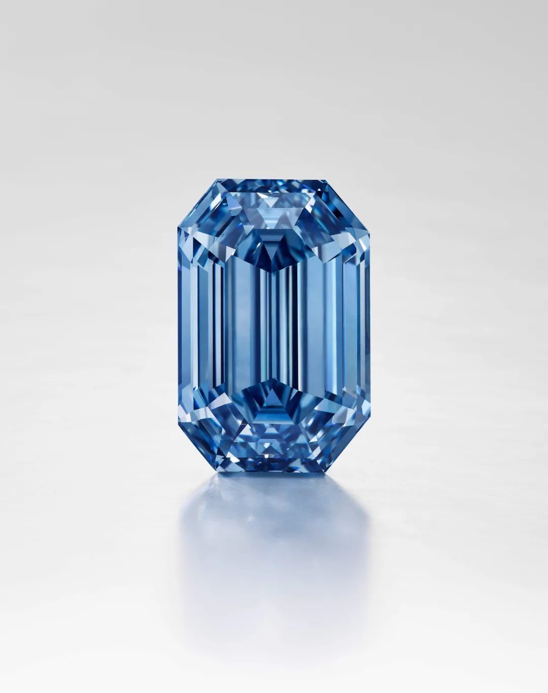 4.51亿港元成交的最大蓝钻，可能是笔亏本的买卖