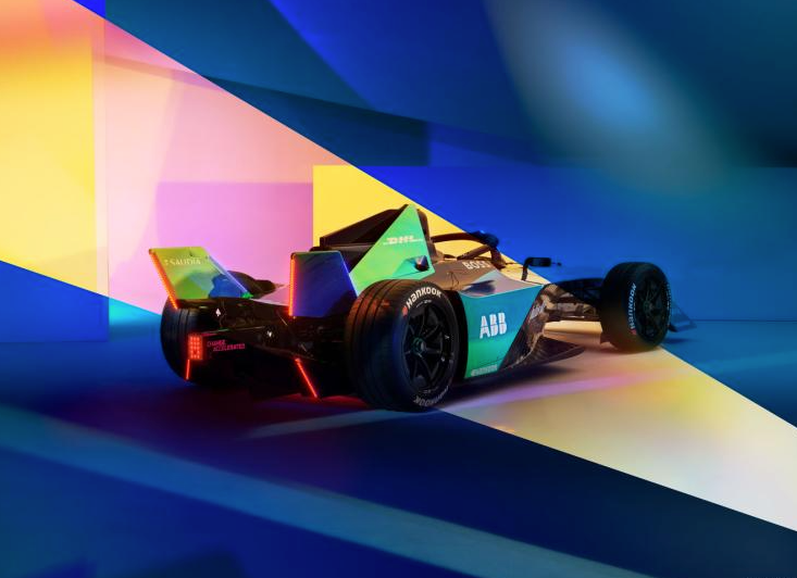 Formula E电动方程式第三代赛车正式亮相，外观酷似四驱车