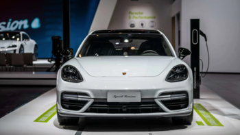 2023款保时捷Panamera E-Hybrid车型更新，车型售价上涨