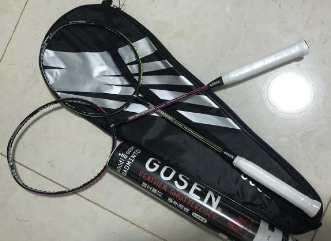 高神羽毛球拍