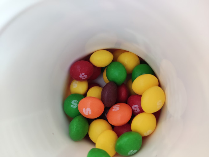 彩虹糖果巧克力