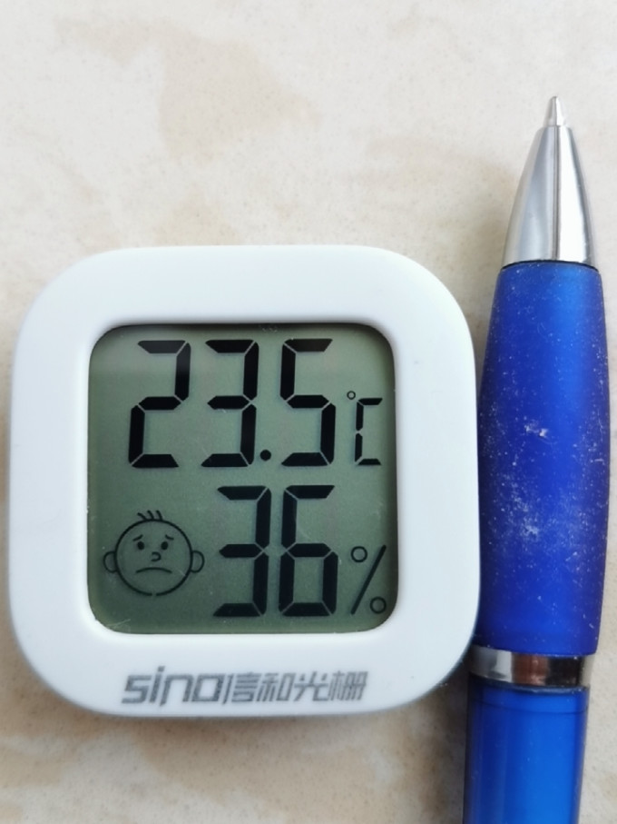 温湿度计怎么样 非常小巧的温度湿度计,能精确到._什么值得买
