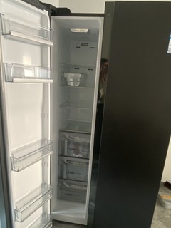 家里冰箱不够用，换台大容量冰箱 