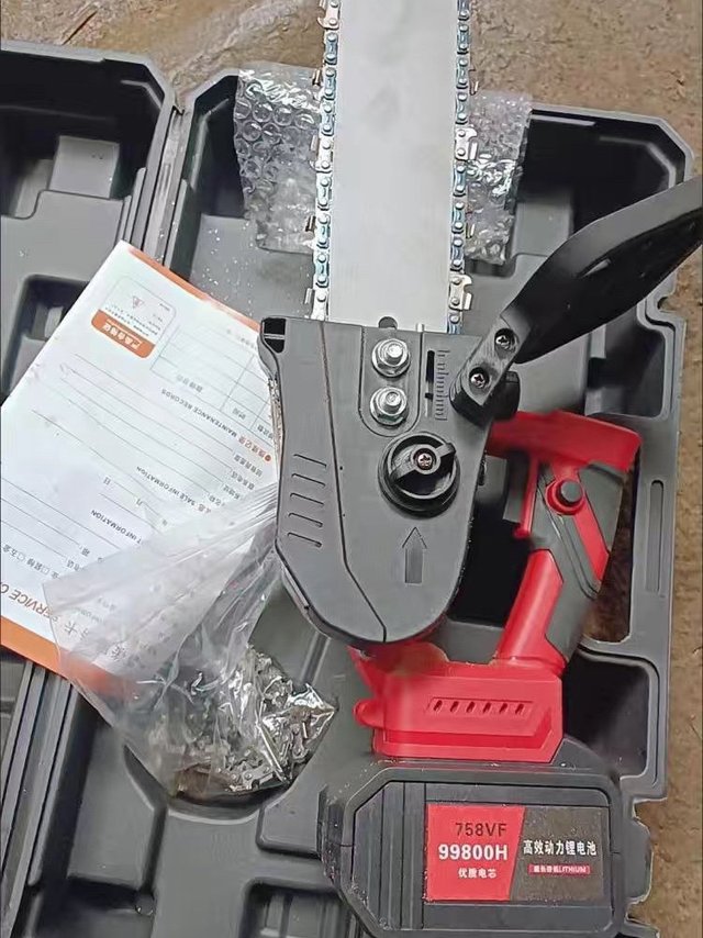 德国无刷锂电电链锯充电手提式无线电锯家用