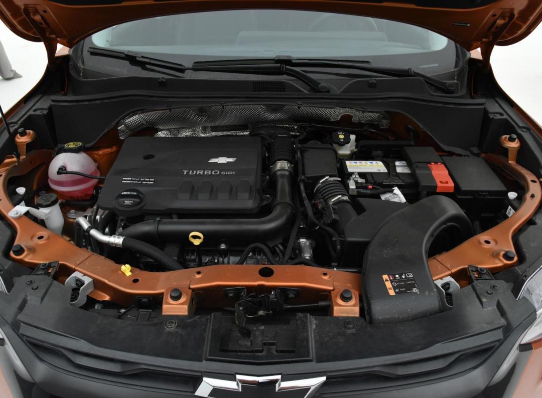 搭载全新1.5T四缸发动机 创酷RS开启预售