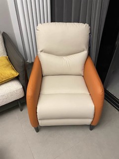 简约时尚的芝华仕单人沙发，坐起来很舒服！