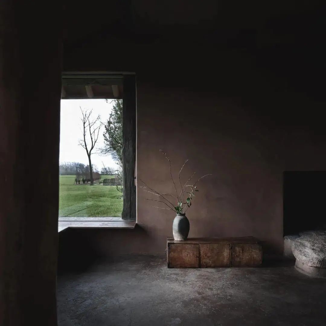 赤贫风&侘寂美,看不见的顶级奢侈与美学典范