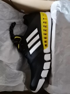 Adidas清风系列鞋，真凉快