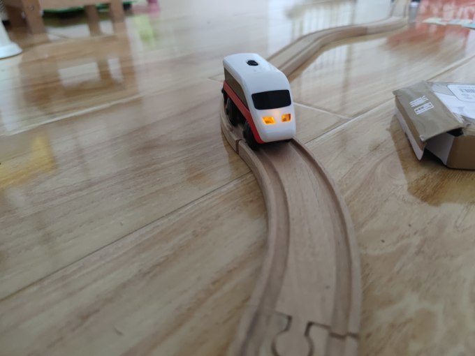 宜家益智玩具怎么样 老爸打着娃的旗号买的宜家小火车,每天救援_什么