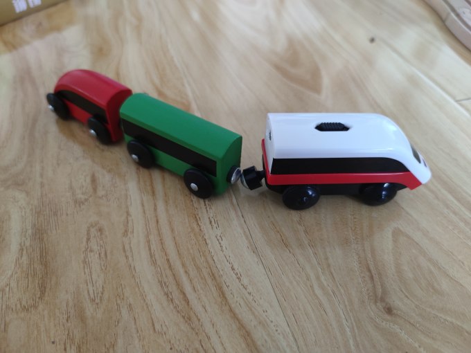 宜家益智玩具怎么样 老爸打着娃的旗号买的宜家小火车,每天救援_什么