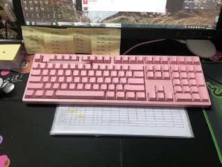 粉色的键盘妹子的情人节礼物