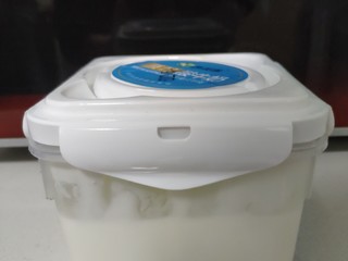 西域春盒装酸奶，给力的新疆美食