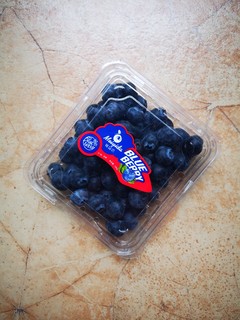 无意中买的当季云南蓝莓
