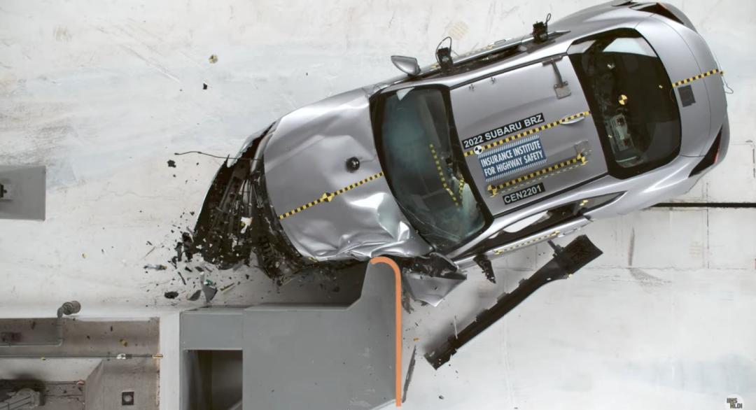 全新斯巴鲁BRZ碰撞测试获得美国IIHS最高安全评级