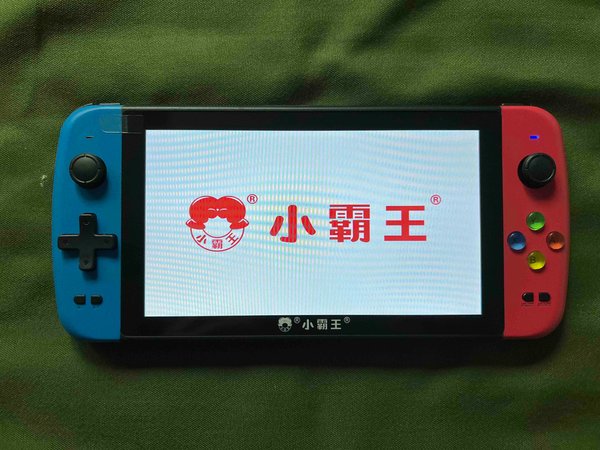 三百块的小霸王能玩上千款游戏还要啥任天堂