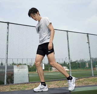 Nike 夏季新款 耐磨小白鞋 男款训