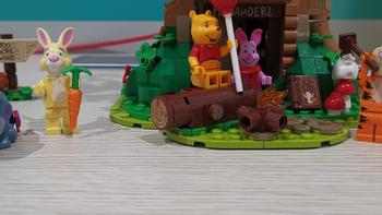 老杨的玩具仓库 篇九十一：LEGO IEDAS系列 21326 超萌超好玩的小熊维尼树屋  开箱评测