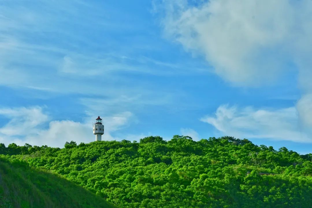 涠洲岛上的灯塔 ©图虫创意