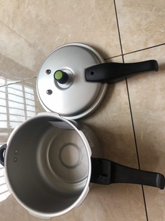 厨房神器—爱仕达高压锅，好用不贵