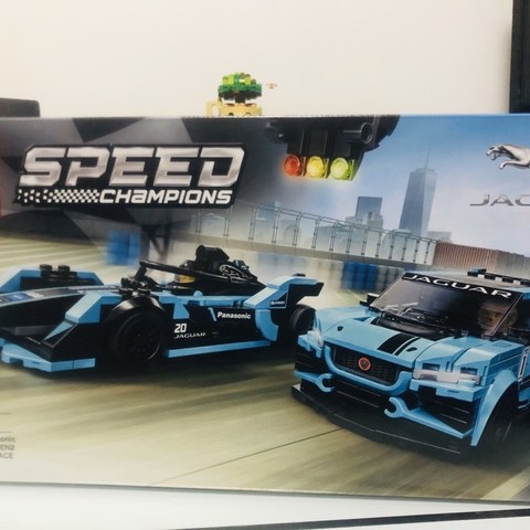 测评乐高LEGO76898捷豹电动赛车套装