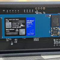 移动存储评测 篇六十五：WD Blue SN570 1TB用USB 4.0硬盘盒测读写速度体验怎么样？分别测Win11 雷电