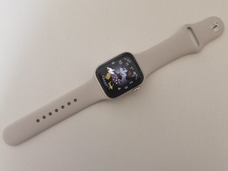 便宜300块钱的iwatch7，值得入手