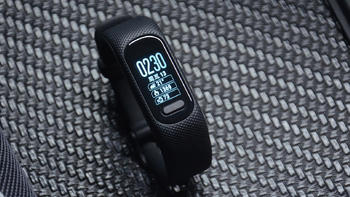 功能丰富，仅24.5克的运动健康智能手环：佳明GarminSmart 5简评